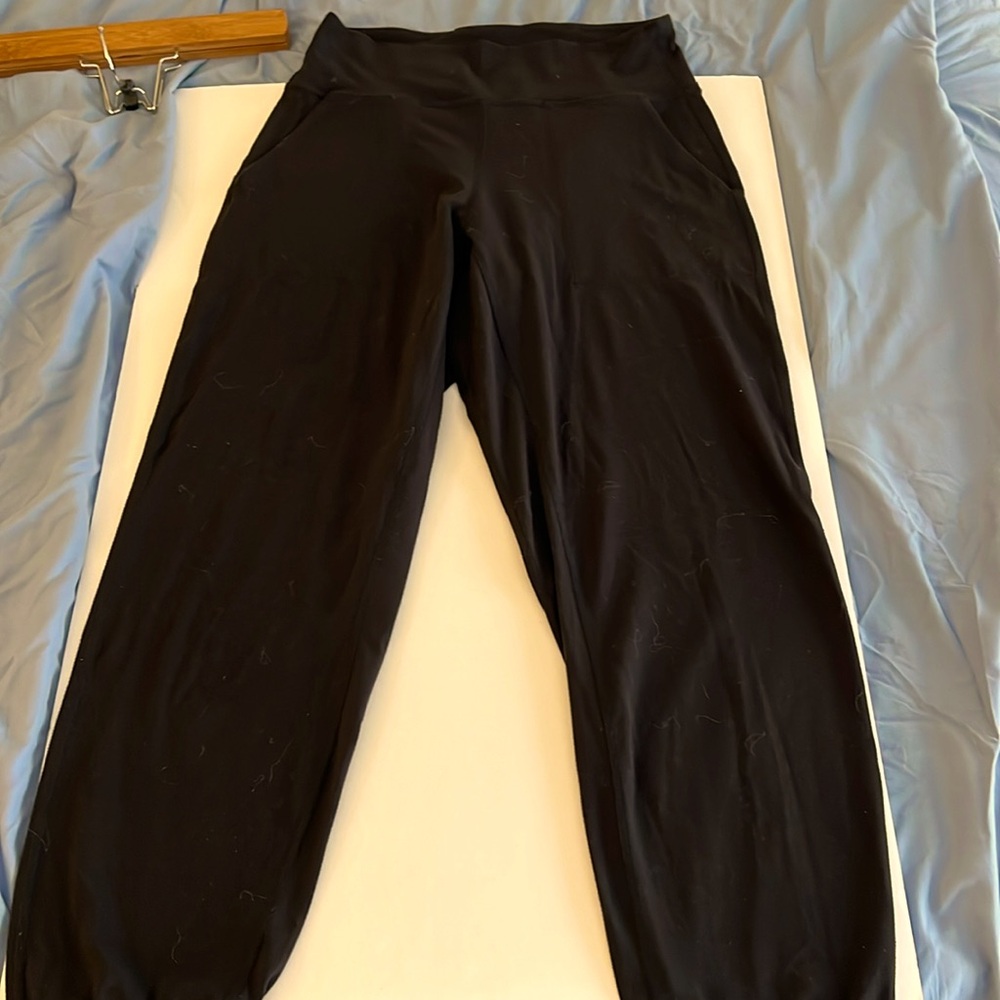 Lulu Lemon Align joggers-Black-size 6